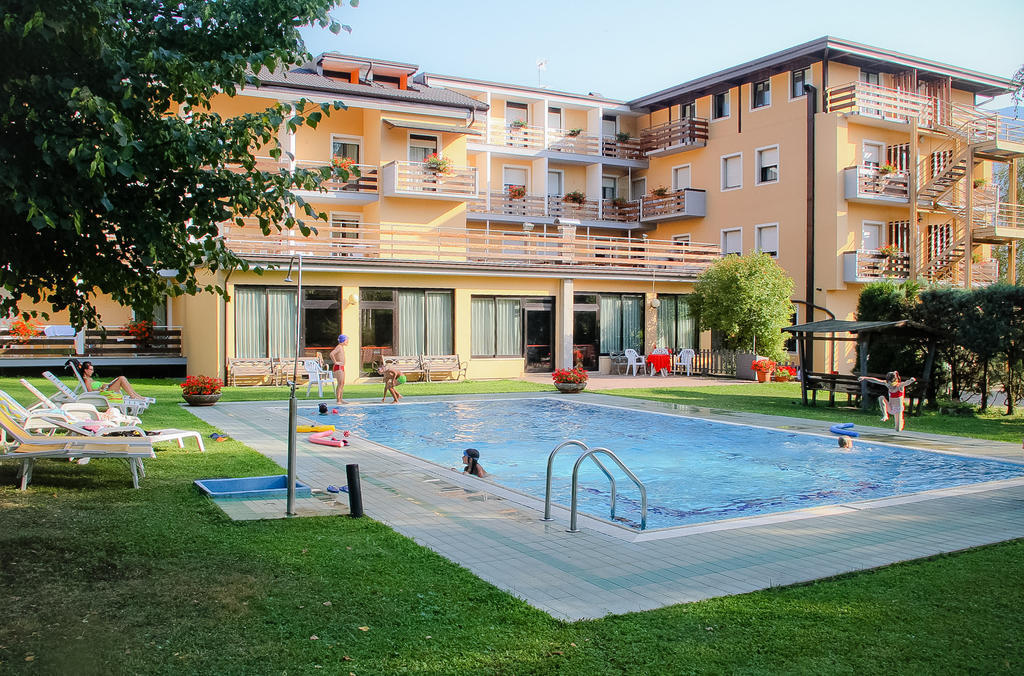Hotel Dolomiti Levico Terme Exteriér fotografie